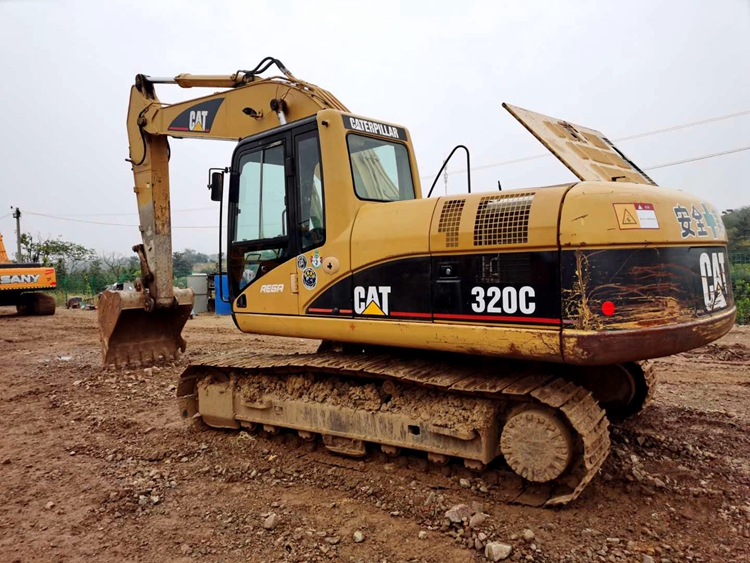 CAT 320C excavator