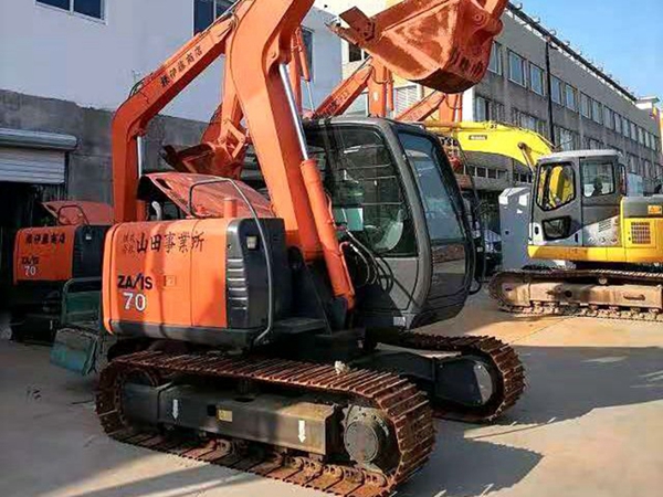 Hitachi ZX70 excavator