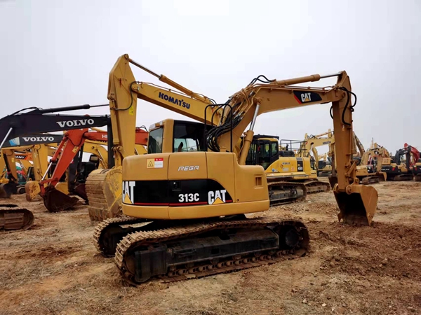 Caterpillar CAT313C excavator