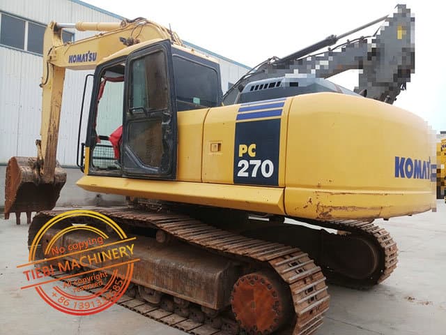 Komatsu PC270-7 Excavator