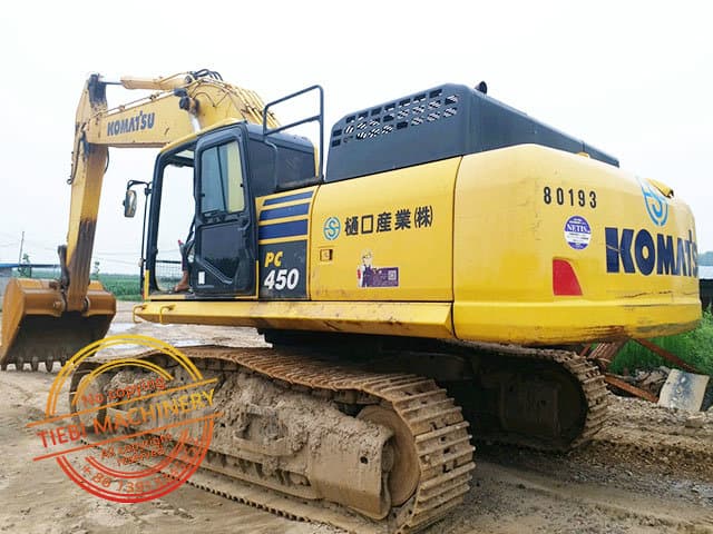 Komatsu PC450-10 Excavator