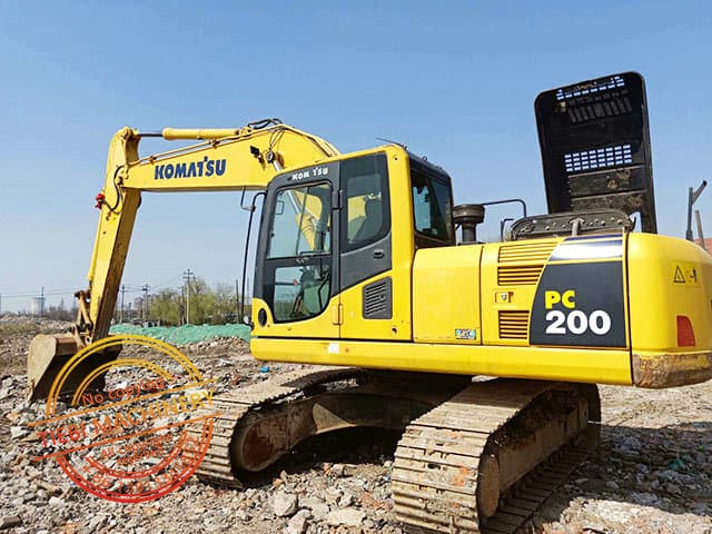 Komatsu PC200-8M0 Excavator