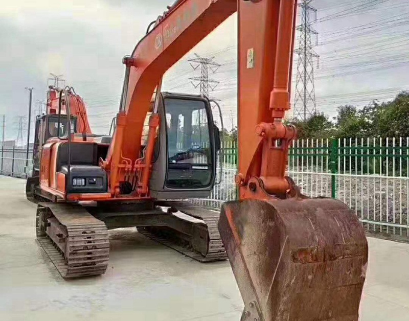 Hitachi ZX120-6 excavator