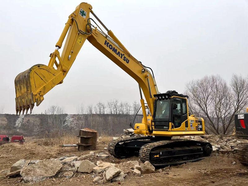 Komatsu PC240-8 excavator