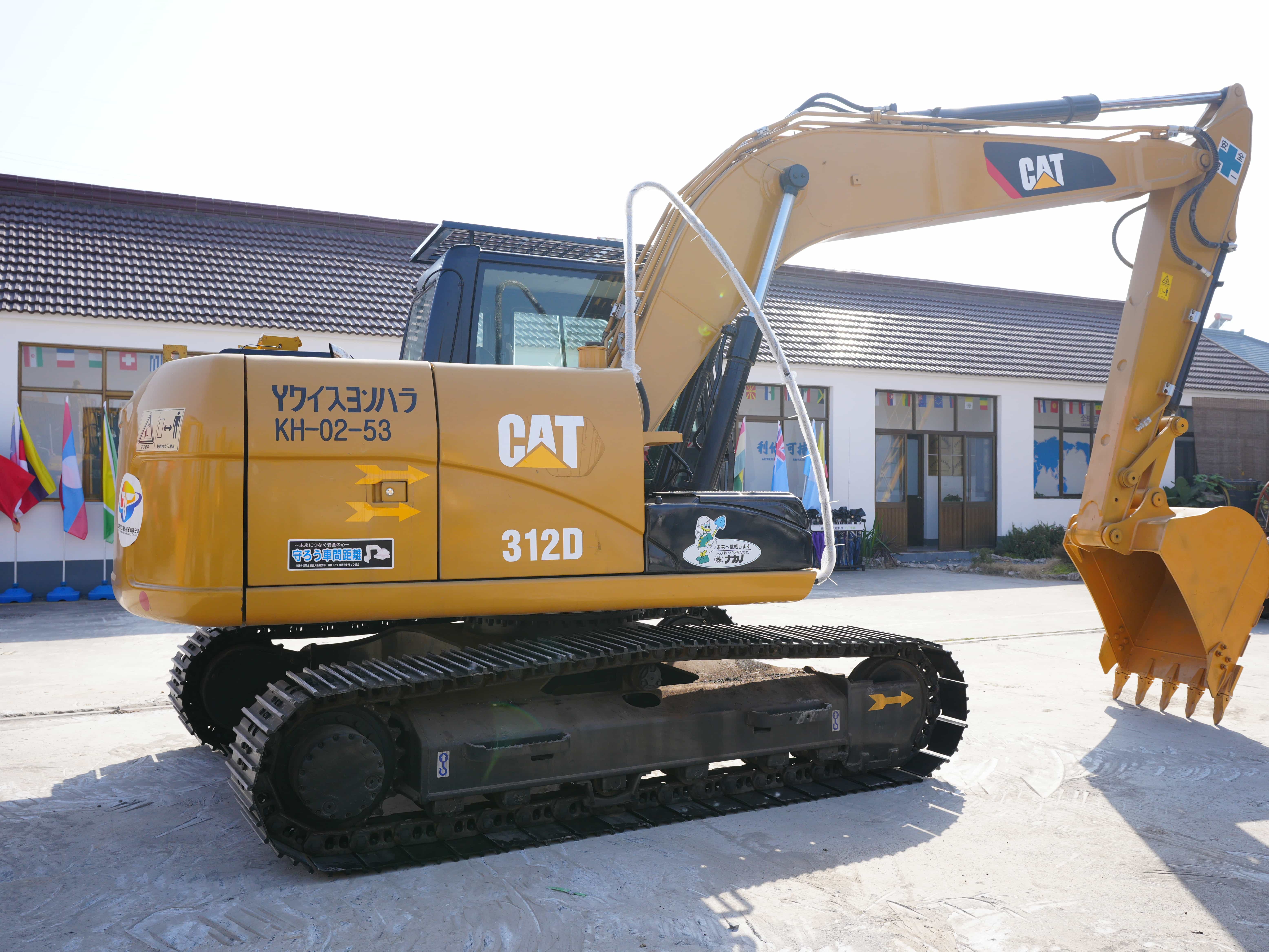 Used Caterpillar CAT315D2GC excavator with ultra-low working hours and stable performance crawler excavator for sale