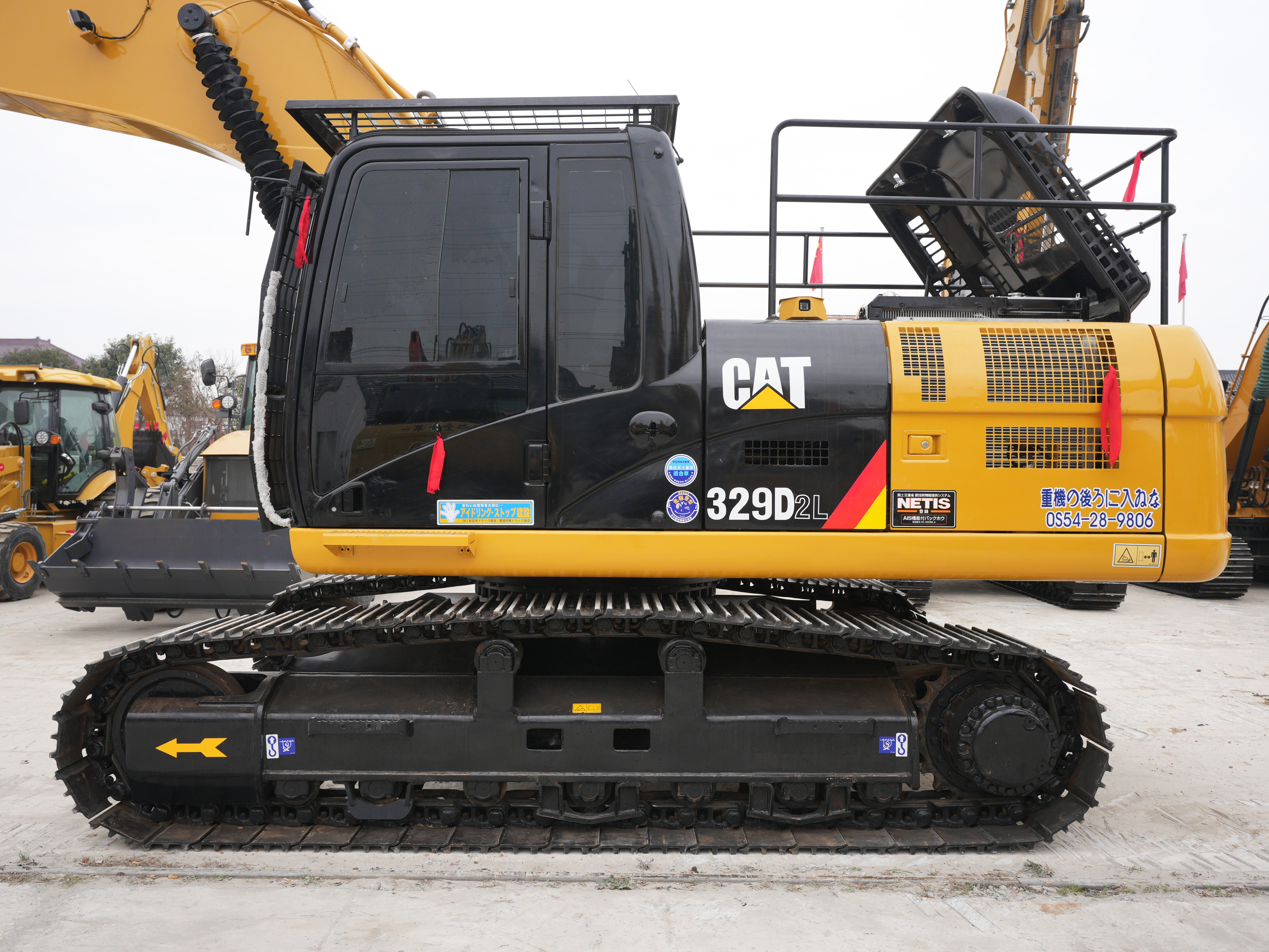 CAT 329 D2L