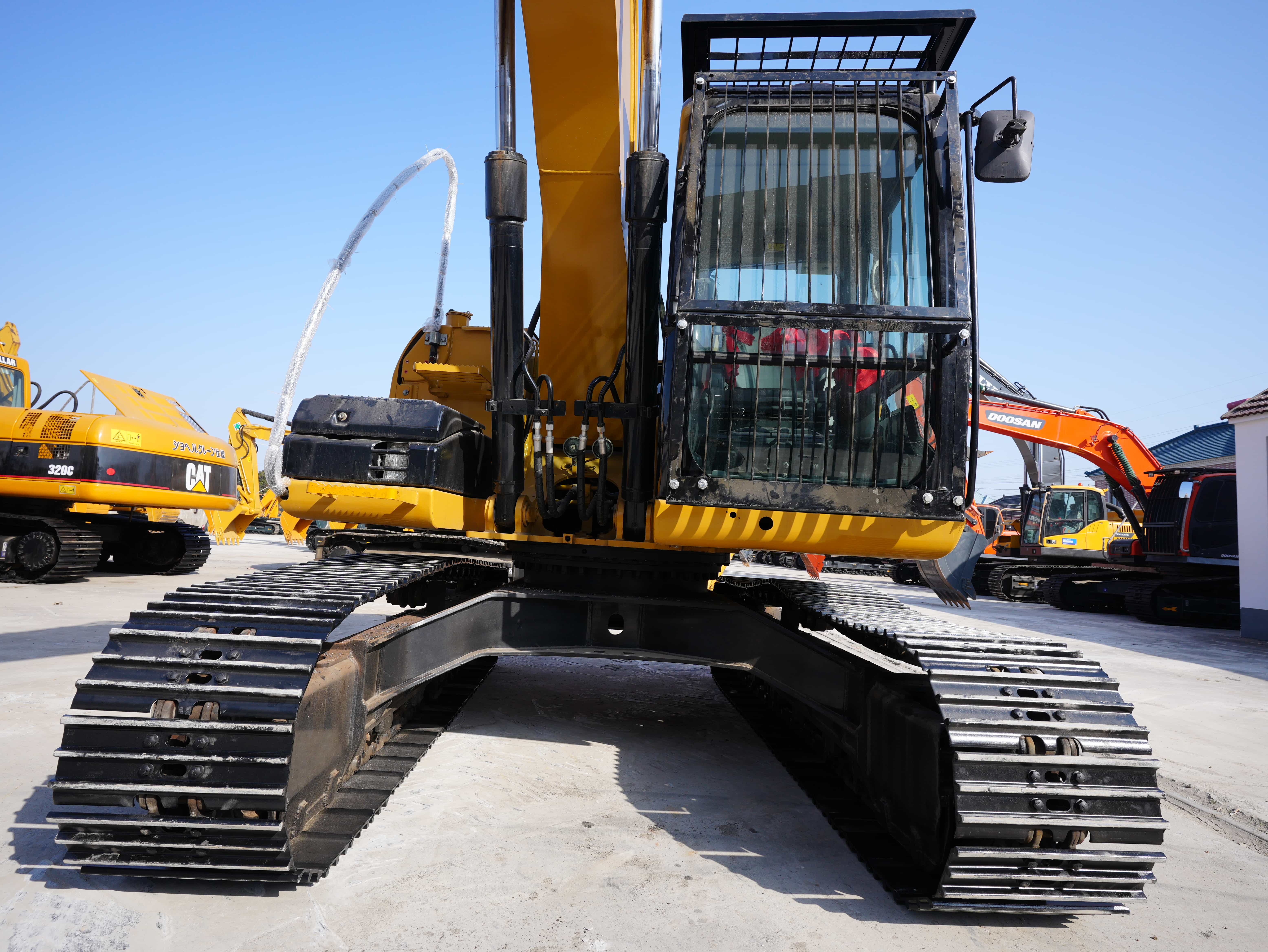 Used Caterpillar CAT315D2GC excavator with ultra-low working hours and stable performance crawler excavator for sale