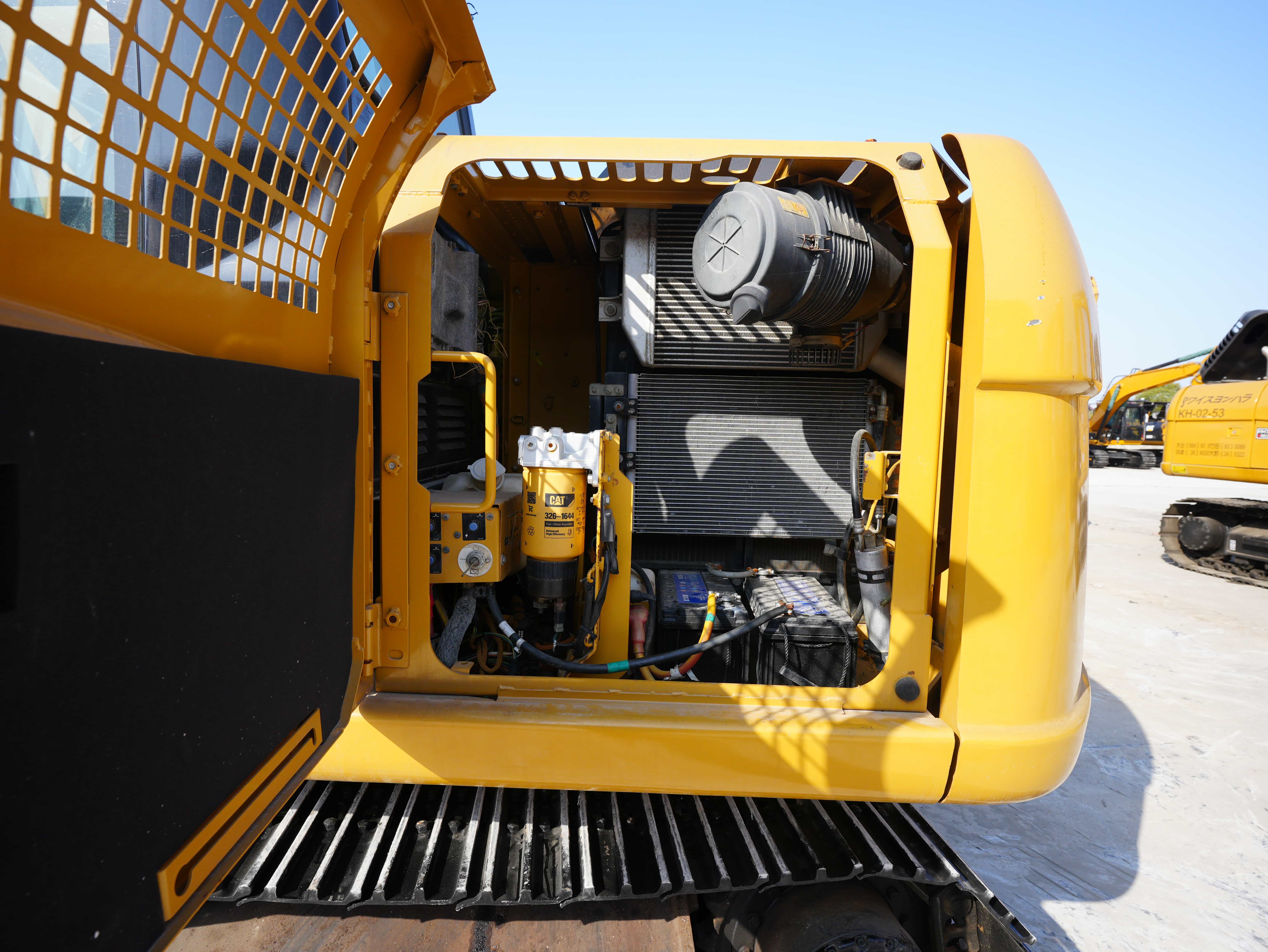 Used Caterpillar CAT315D2GC excavator with ultra-low working hours and stable performance crawler excavator for sale