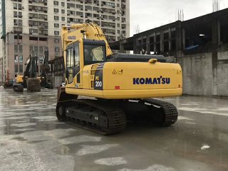 Komatsu PC200-8N1 Excavator