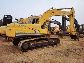 Kobelco 200D大黄蜂