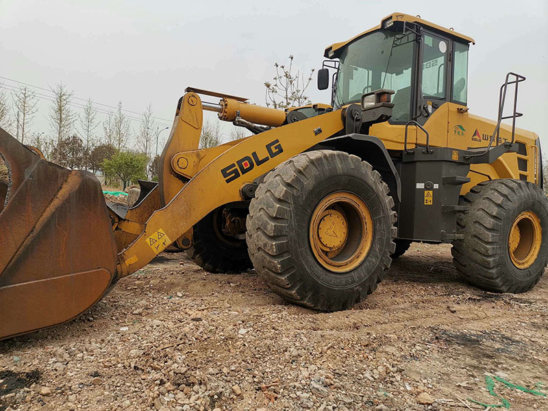 SDLG L953F  Loader