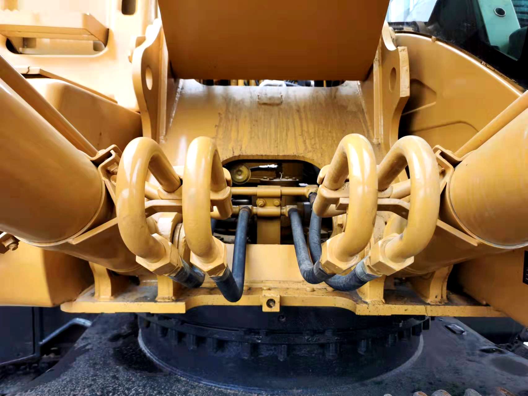 High quality second hand caterpillar cat325c excavator big brand guarantee after sale