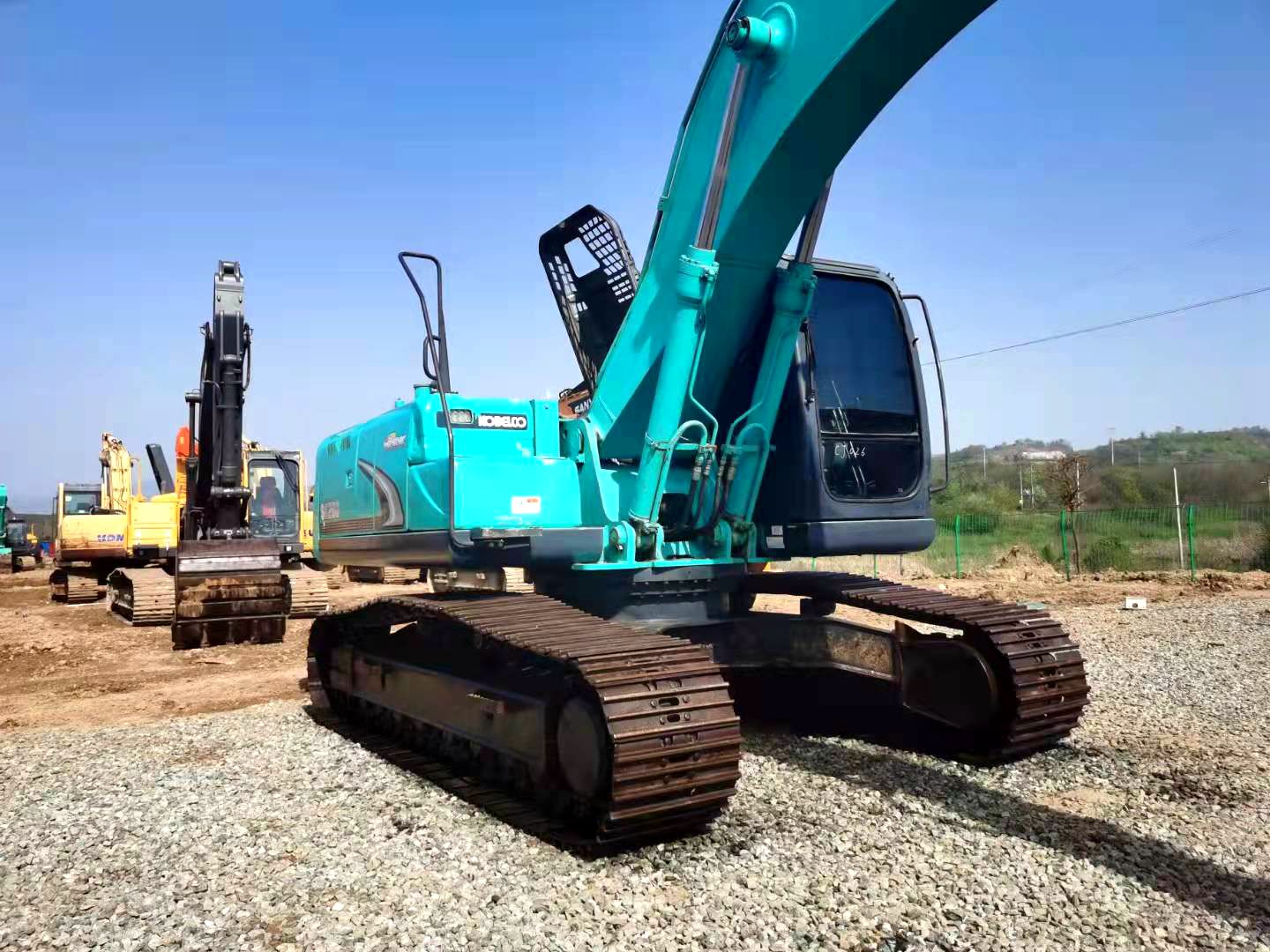 kobelco sk260-8 excavator
