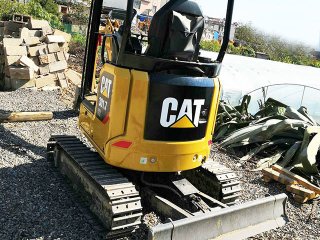 CAT 301.7CR Excavator