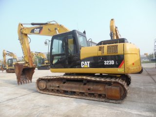 CAT 323DL Excavator
