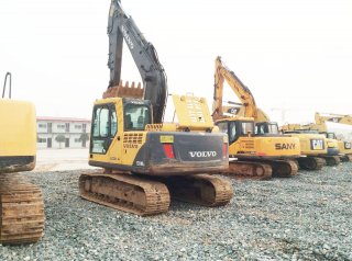 Volvo 140B Excavator