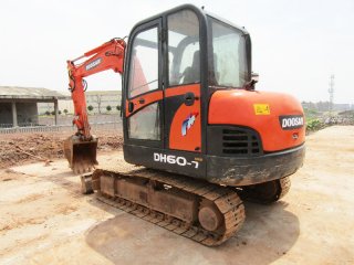 Doosan DH60-7 Excavator