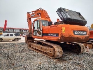 Doosan DH300LC-7 Excavator