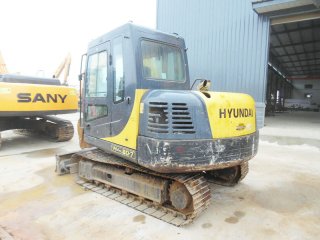 Hyundai R80 Excavator