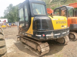 Hyundai R80 Excavator