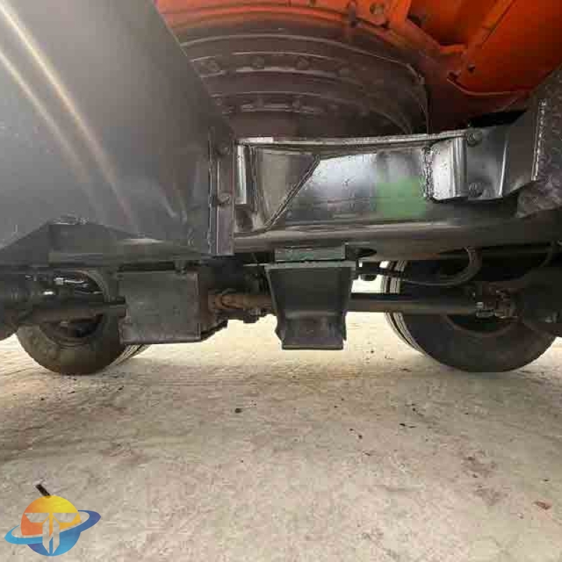 Doosan DH210 wheeled excavator with original motor and engine for sale.