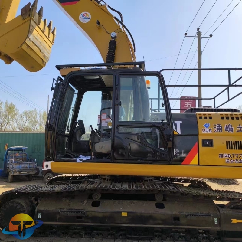 Used Caterpillar CAT323D2L excavator with core engine for sale cheap