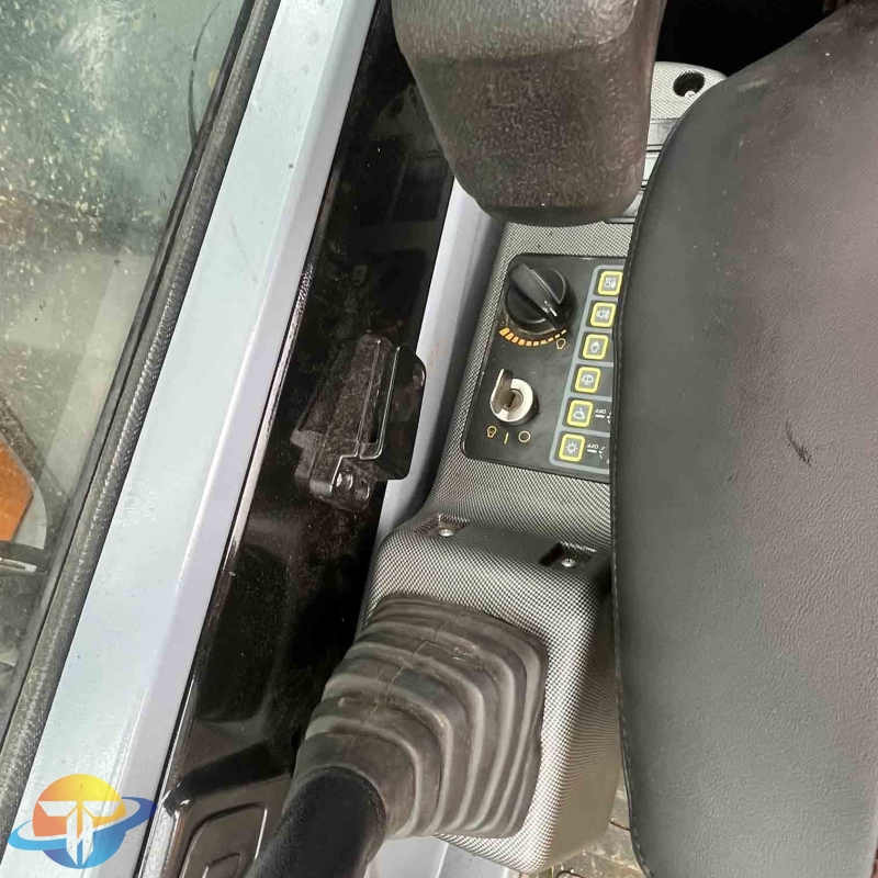 Hyundai 220LC-9C original Korean second-hand crawler excavator with good maintenance and high quality with engine, transmission and gear for sale.