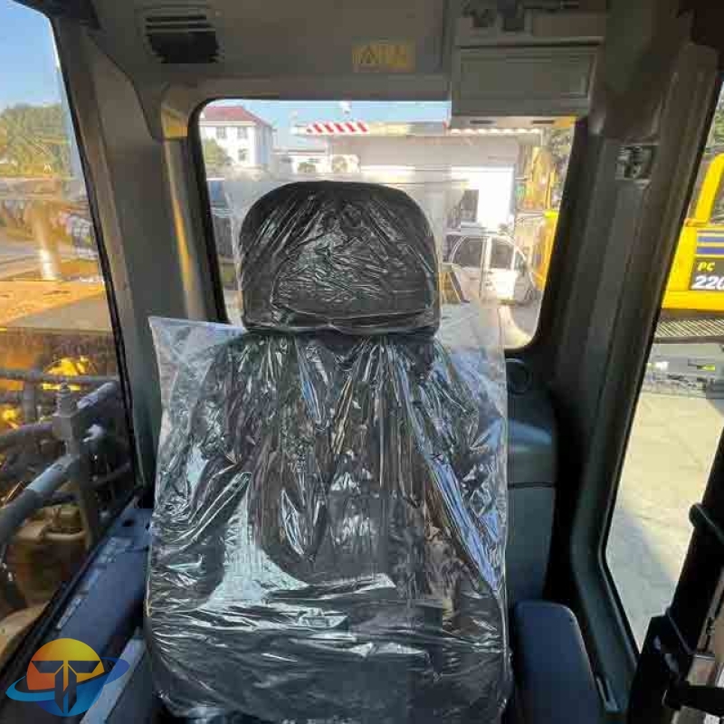 Caterpillar CAT320D2L used excavators are in good condition, priced well, and are popular worldwide.