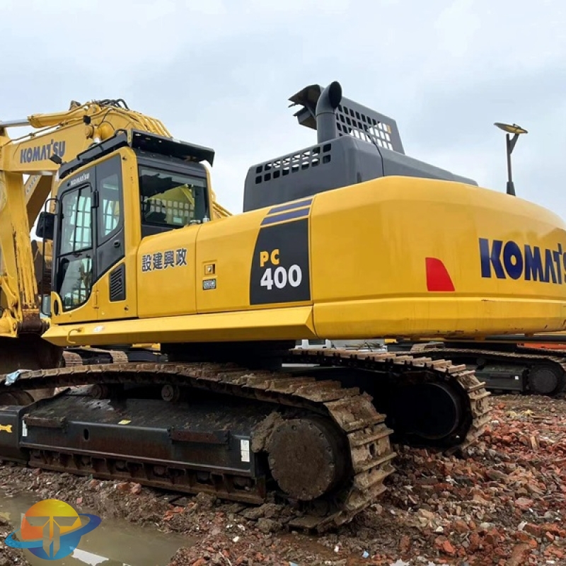 Used Komatsu PC400-8 excavator earthmoving machine in good condition