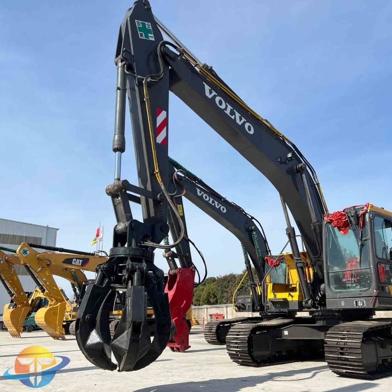 Construction Equipment Machinery Used Volvo EC210 for sale at low prices