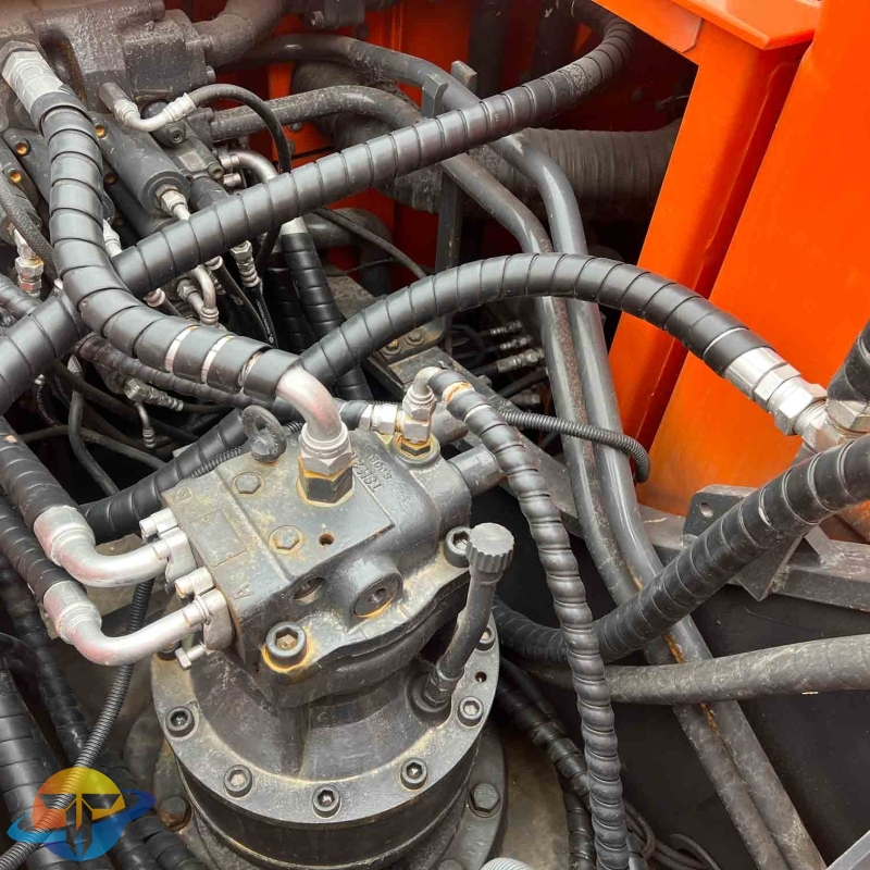 High quality second hand Doosan DX225LC-9C Excavator is hot selling at a low price Welcome to call us for consultation