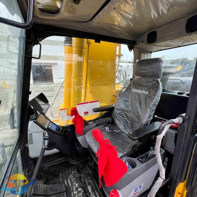 Used Komatsu PC200 excavator used construction equipment environmentally friendly cheap price