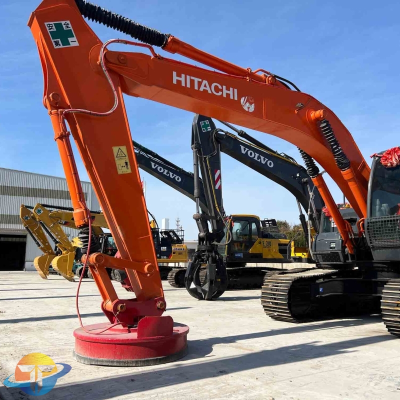 High quality Hitachi ZX200-3 excavator perfect second hand excavator good quality low price for sale