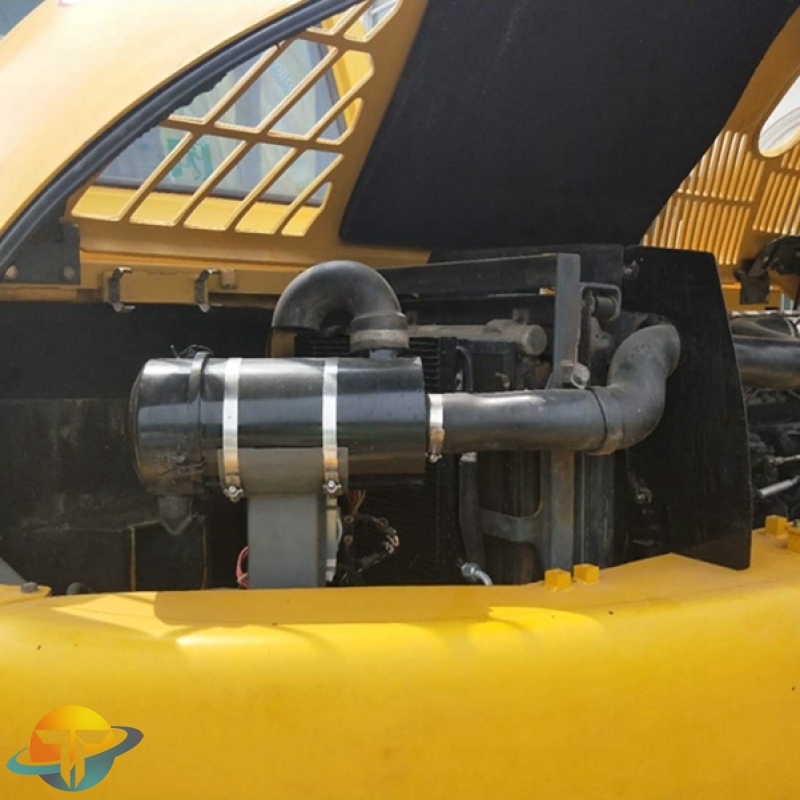 Used Komatsu PC60-7 excavator in good condition and acceptable price