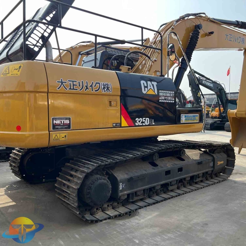 Caterpillar CAT325D2L excavator in excellent working condition Used excavator for sale at a low price 