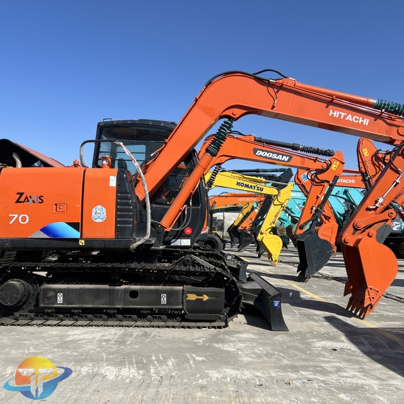 Second-hand machine ultra-low working hours CHITACHI ZX70 excavator original paint crawler excavator for sale