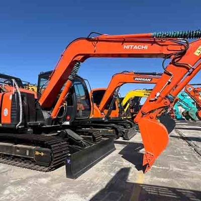 Hitachi ZX70 second-hand excavator is flexible to operate and has low labor hours and low price