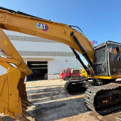 Caterpillar CAT345GC excavator, heavy-duty mining and engineering machinery, top-quality used excavator.