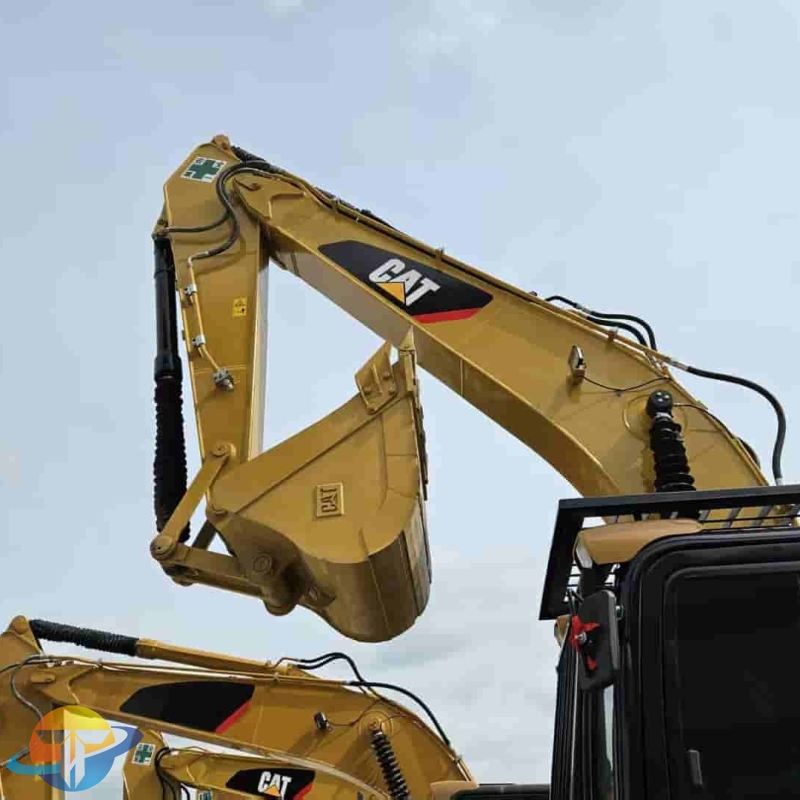 Hot sale original used Caterpillar CAT320D2 excavator in good condition, low working hours and low price