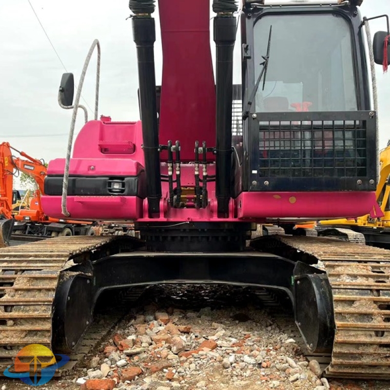 Used Caterpillar CAT320D excavator large engineering equipment for sale at a low price