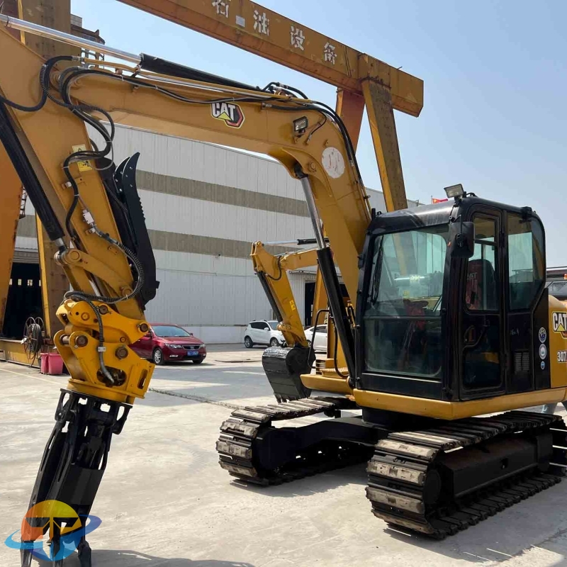 Original second-hand high-quality machinery Caterpillar CAT307 excavator for sale at a favorable price and high cost performance. Highly recommended