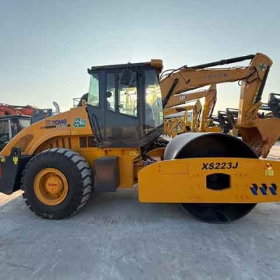 High-performance used XCMG XS223J road roller/wheel loader, ideal for heavy-duty projects, for sale.