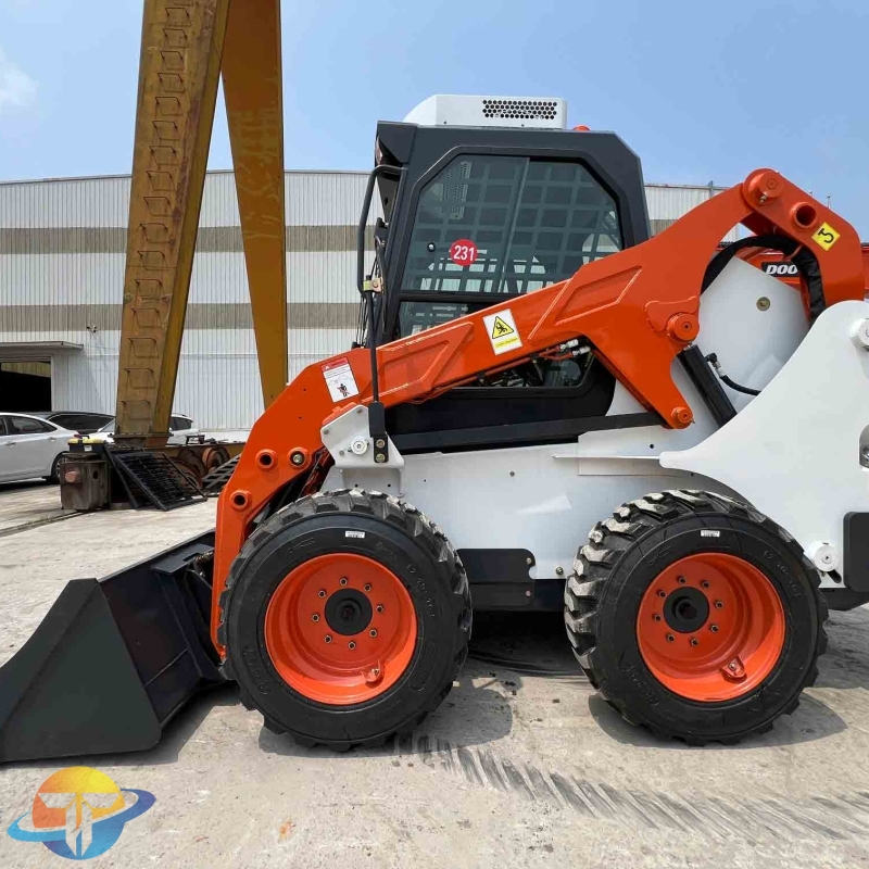 Second hand skid steer in good condition high quality and cheap for sale