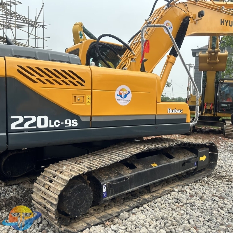 Best quality used Hyundai 220LC-9C excavator cheap price in good condition
