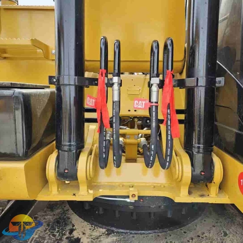 Hot sale original used Caterpillar CAT320D2 excavator in good condition, low working hours and low price