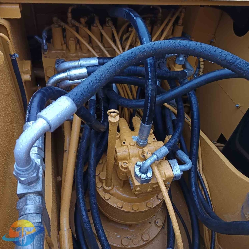 Original Japanese-Built CAT 320D2L Excavator: An Exceptional, Top-Tier Model Now Available for Sale.