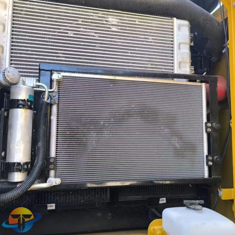 Crawler excavator Caterpillar 320D2 excavator second hand excavator cheap price