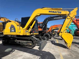 Komatsu PC70-8 excavator