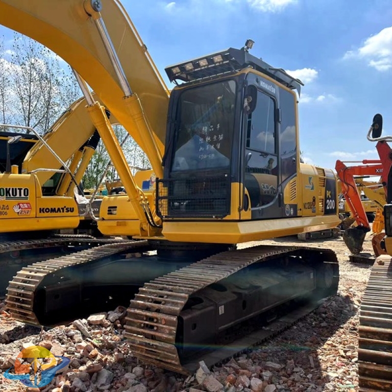 Second-hand Komatsu PC200-8 excavator crawler excavator for sale