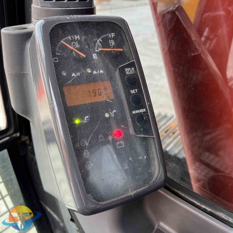 Low price Hitachi ZX210 excavator crawler excavator used excavator for sale